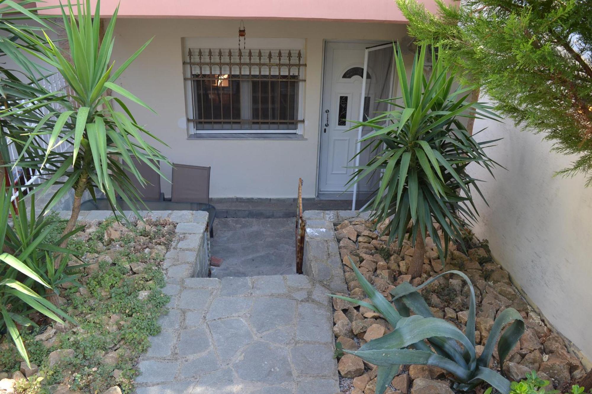 Roses Apartments Nea Michaniona Exterior photo